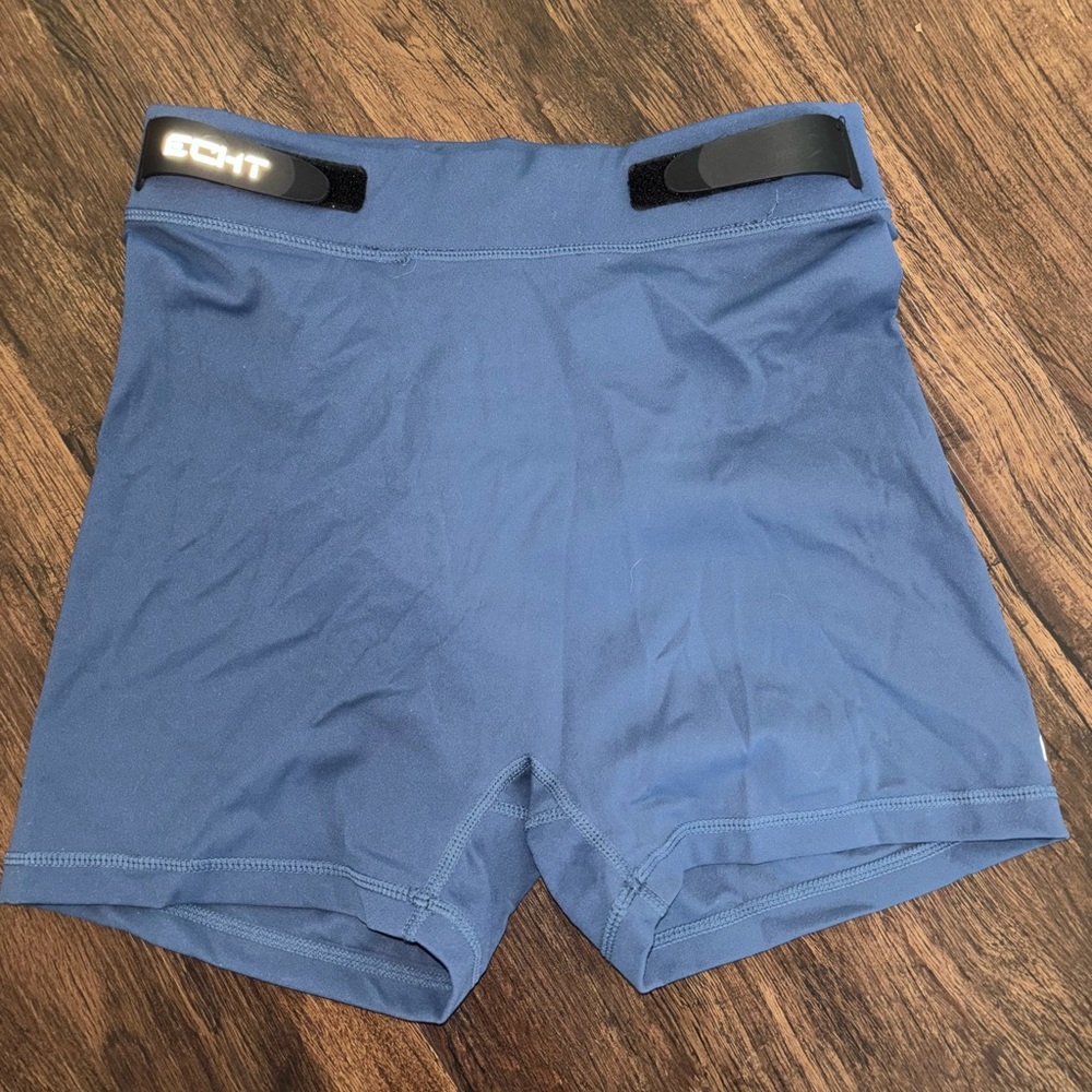 Echt Shorts - image 1